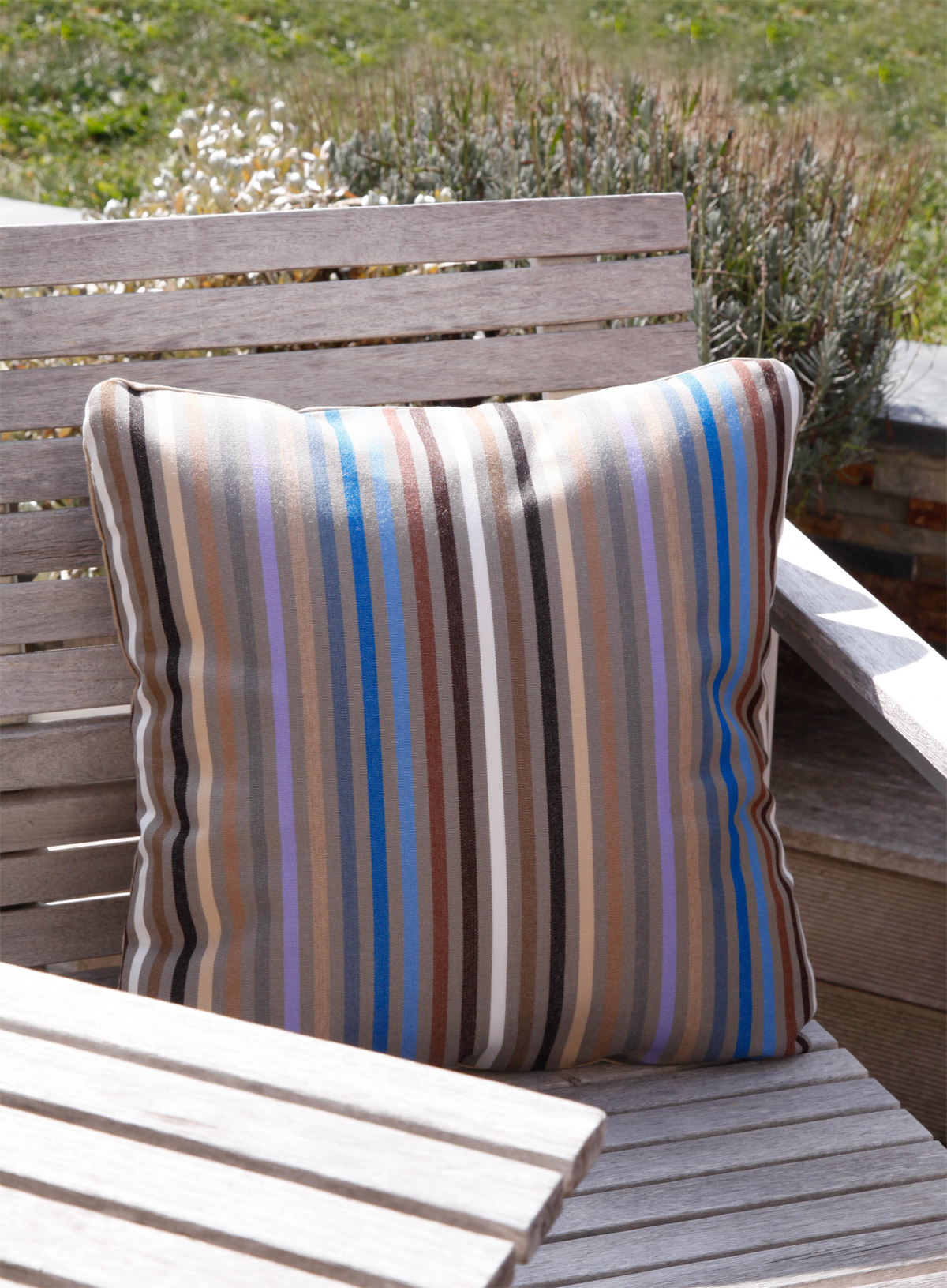 Coussin extérieur haut de gamme Magazine Maison du Coussin