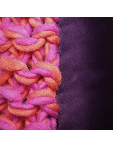 Coussin en laine rose et corail 40x30