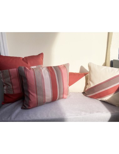 Coussin extérieur imperméable rouge 50x40