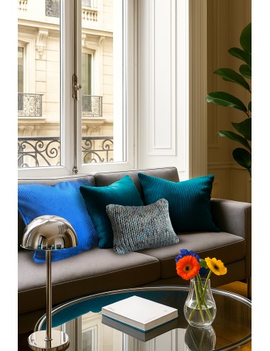 Coussin en laine mérinos vert de gris et bleu turquoise tricoté à la main – Maison du Coussin