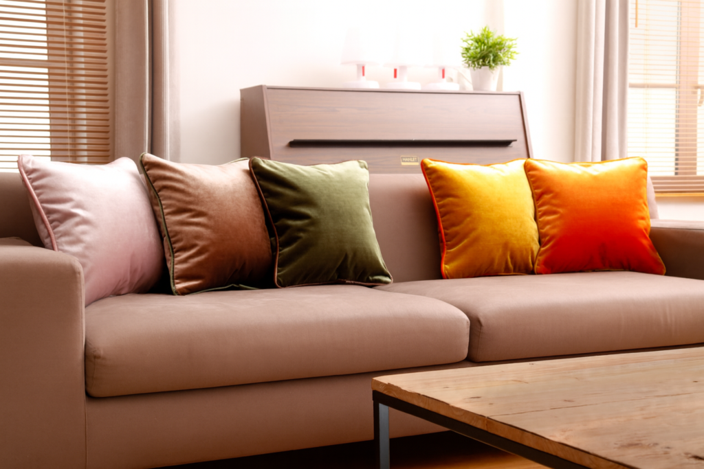 Coussins pour canapé taupe